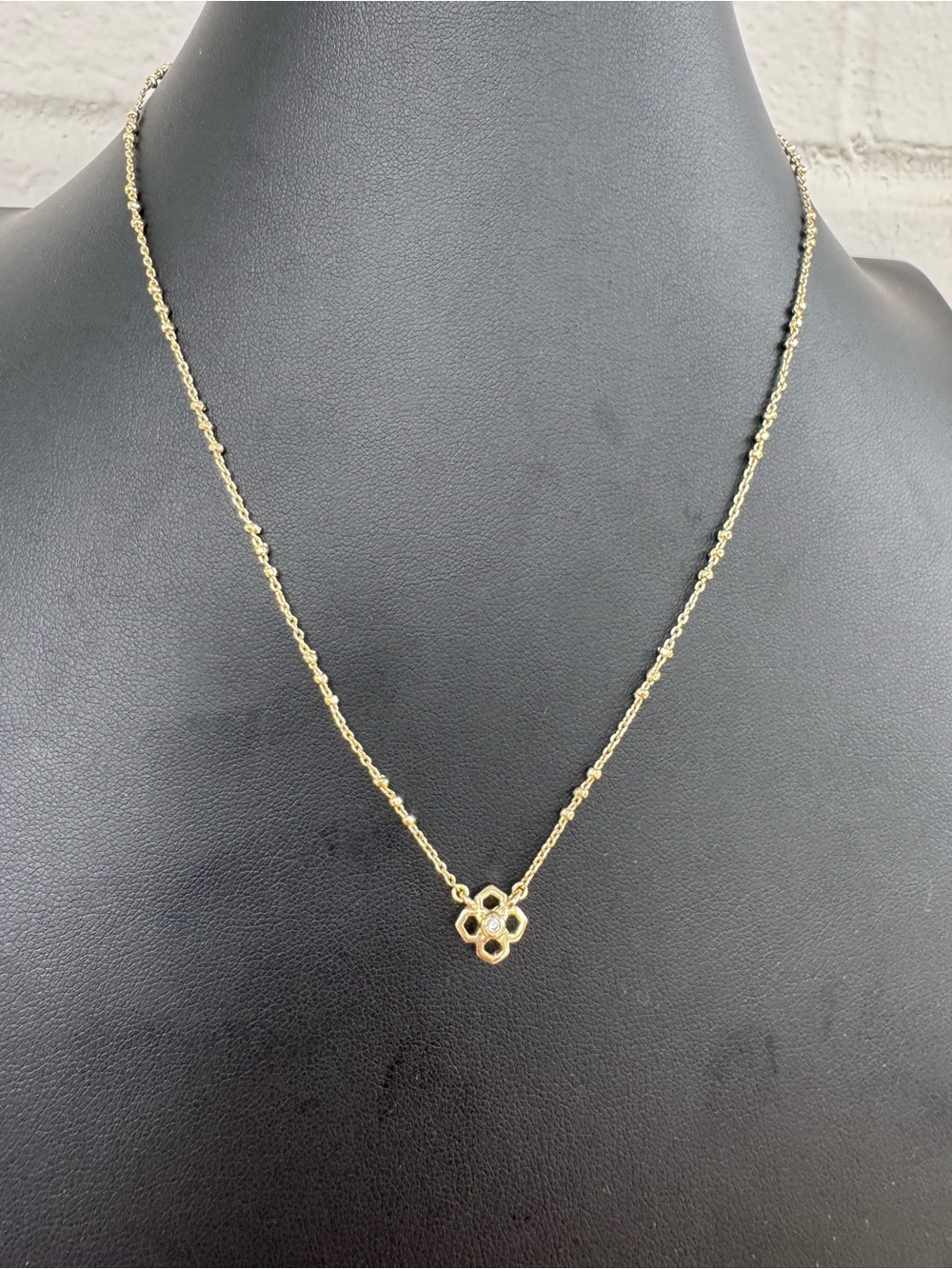Kendra Scott Rue Gold Pendant Necklace